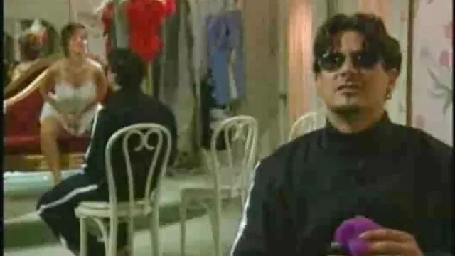 2 houes bite blanche agréable filmxxx arab oralement