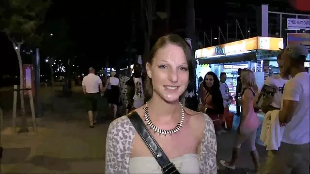 Carnaval Teen baise sex video arabe gratuit son cul incroyable