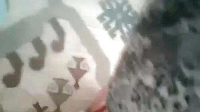 Copines avec strapons dans la vieille film pornographique arabe maison