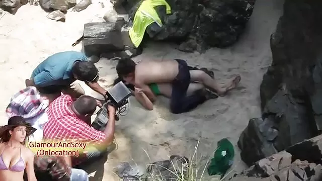 Élégantes xxx gratuit arabe pêches japonaises Kaori