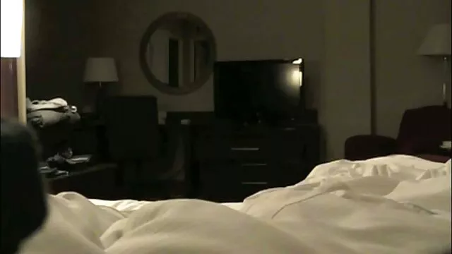 Amateur blonde en POV un film porno en arabe